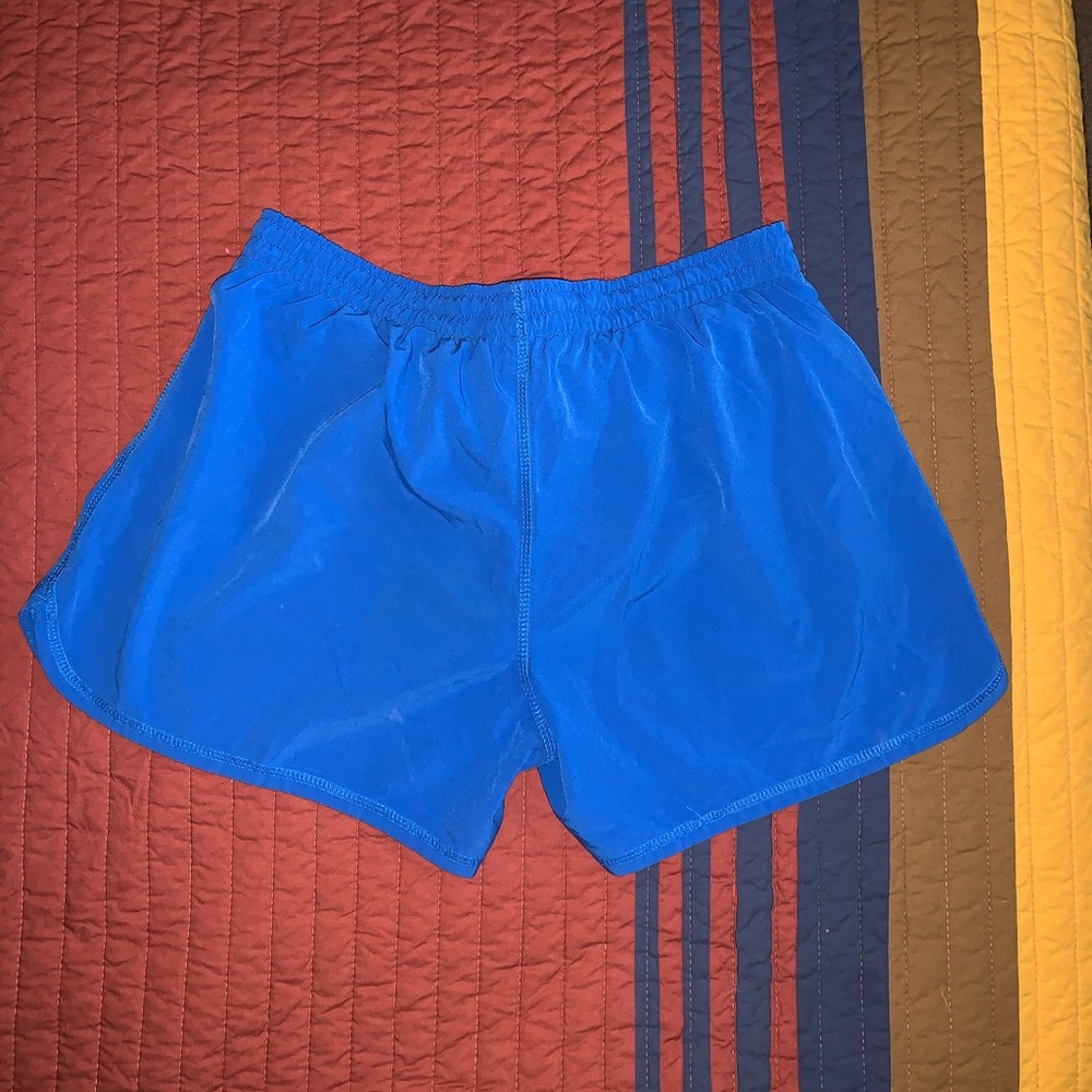 Nike Running Shorts - Picture 2 of 4